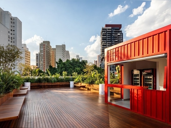 Tienda Zee Dog Temple / B.co Arquitetura + Bel Lobo + Cajoo Studio