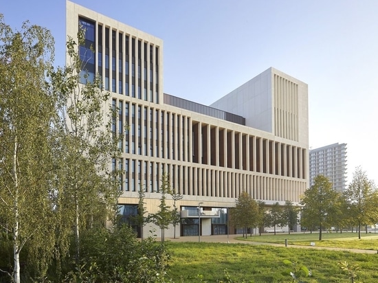 Marshgate Edificio UCL Este / Stanton Williams