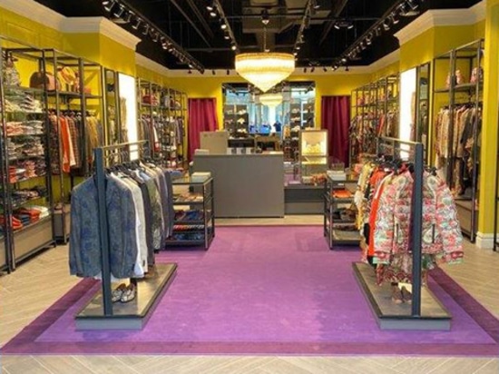 Lámpara Afrodite para las tiendas ETRO de Nueva York, Bicester, Moscú, San Remo, Serravalle