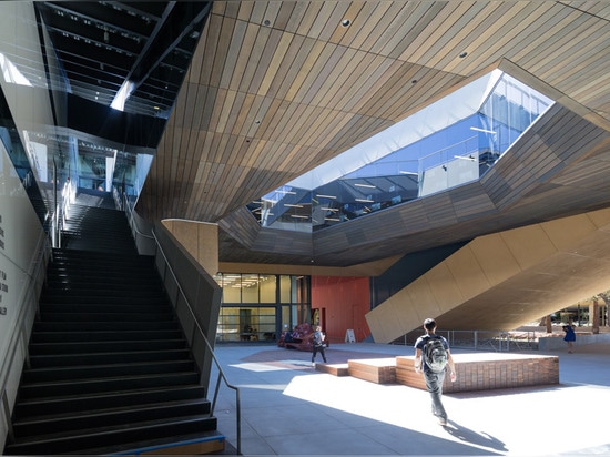 Diller Scofidio + Renfro termina el nuevo edificio del departamento de arte para la Universidad de Stanford