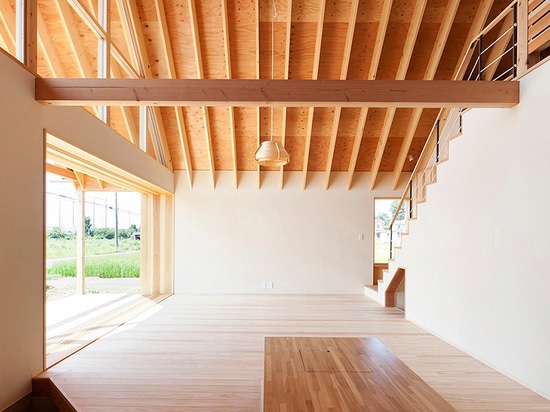 la madera contrachapada estructural se utiliza para asegurarse de que el edificio es resistente a los terremotos