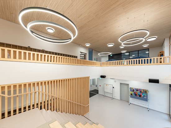 Rehabilitación de la Escuela Primaria Wörth – Baviera, Alemania