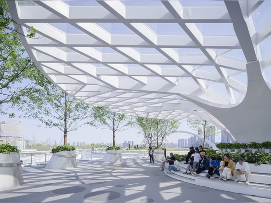 Puente peatonal de Chengdu Jiaozi / Instituto de Investigación y Diseño Arquitectónico del Suroeste de China