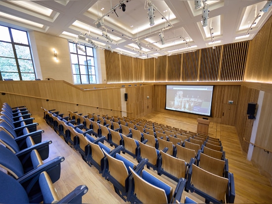 Oxford Trinity College - Edificio Levine