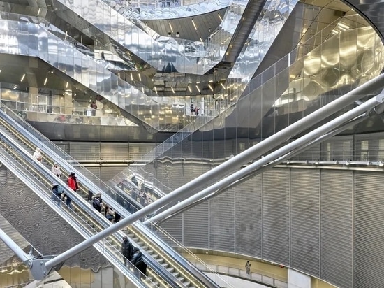 La fascinante estación de metro Villejuif-Gustave Roussy de París ya está abierta