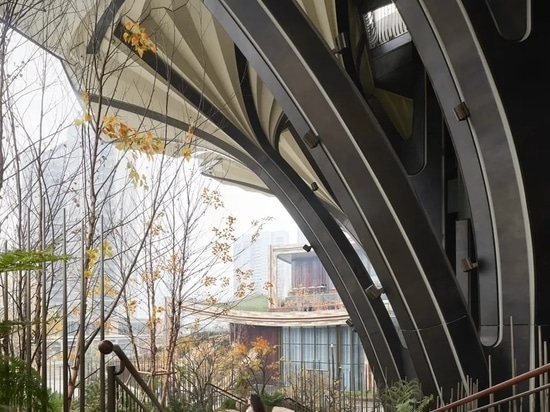 Recorra el nuevo y extraordinario distrito comercial de Xi'an con el diseñador Thomas Heatherwick