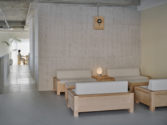 Café OZBE / Estudio KKOL