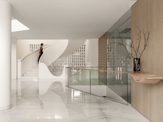 Casa NINE X NINE / Sanjay Puri Architects