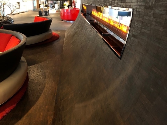 Chimenea Safretti de 6 metros en el Miele Experience Center