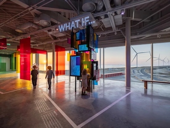 Portlantis es un nuevo centro de visitantes de Rotterdam que conecta a los visitantes con su rico espíritu marítimo