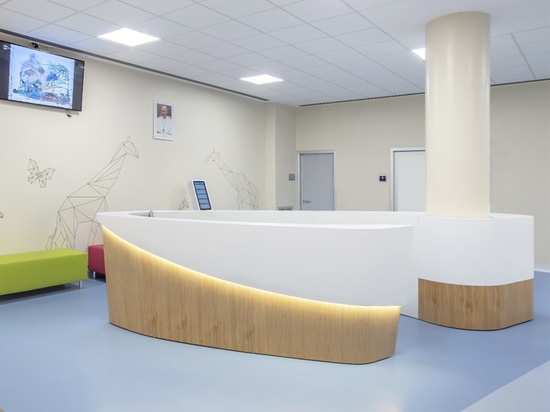 MOBILIARIO PARA LUGARES DE TRABAJO - Roma, Italia