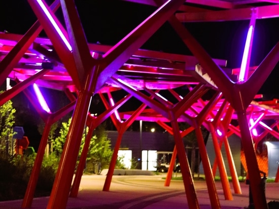ACTiLED ilumina la nueva entrada de Futuroscope