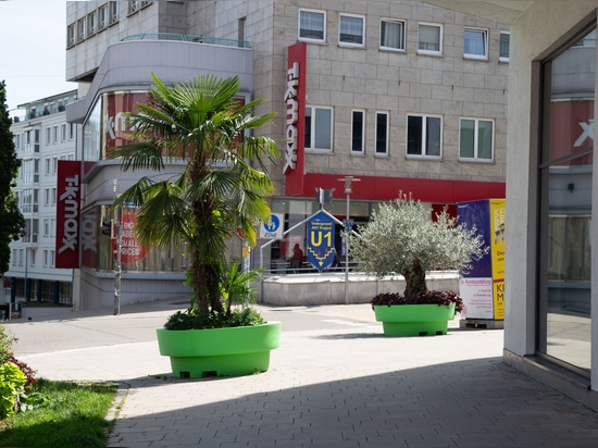 Diseño urbano por colores: Kempten utiliza jardineras para dar forma al espacio público