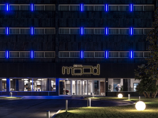 Soluciones AVE para una hospitalidad elegante y con estilo en el Hotel Mood de Pescara