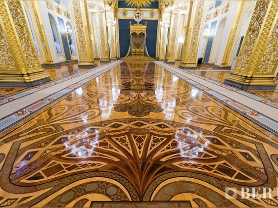 La restauración del suelo del Kremlin