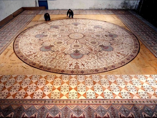 La restauración del suelo del Kremlin