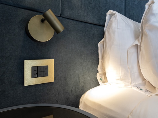 El Hotel Nemi de Milán tiene un elegante sistema eléctrico con soluciones AVE