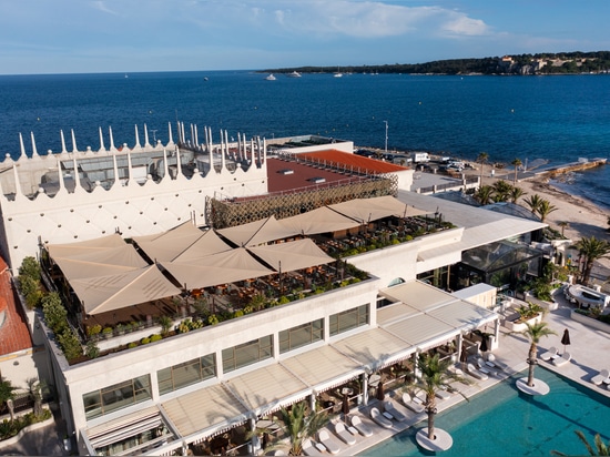 KE el diseño esencial y la desarrollo personalizado para la terrazza branché de Zuma Cannes