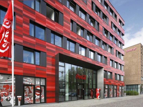 ¿Coca-Cola? el HQ rojo brillante de s Berlín es realmente bastante verde, los gracias al diseño ahorro de energía