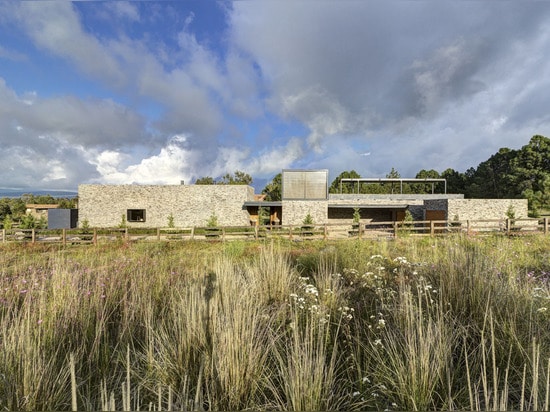 CASA DE VR TAPALPA DE ELIAS RIZO ARQUITECTOS